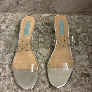 Betsey Johnson Women’s Wedge Sandal